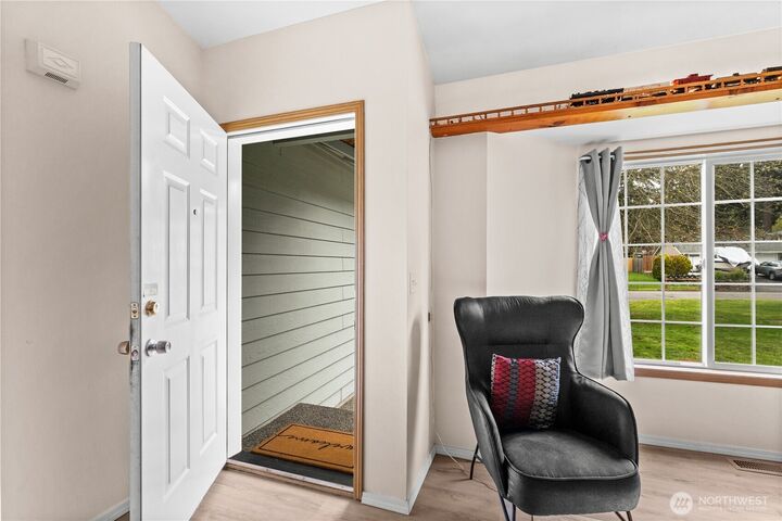 Property Photo:  19211  110th Street E  WA 98391 