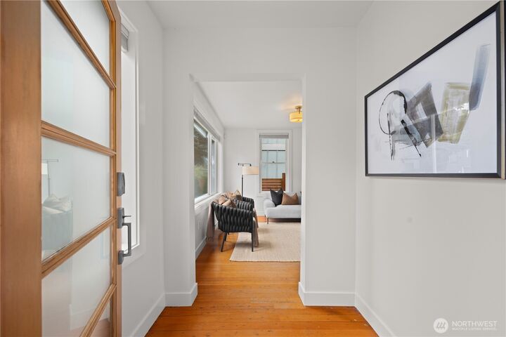 Property Photo:  927  29th Avenue S  WA 98144 