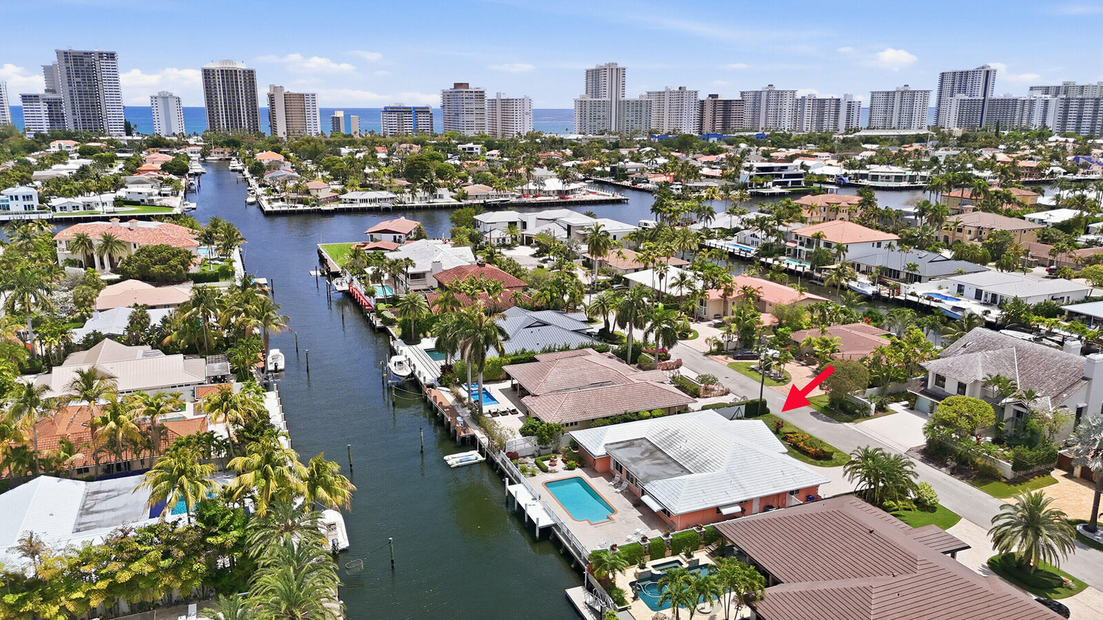 Property Photo:  3021 NE 40th Court  FL 33308 