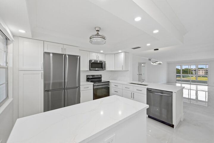 Property Photo:  3204 Portofino Point B4  FL 33066 
