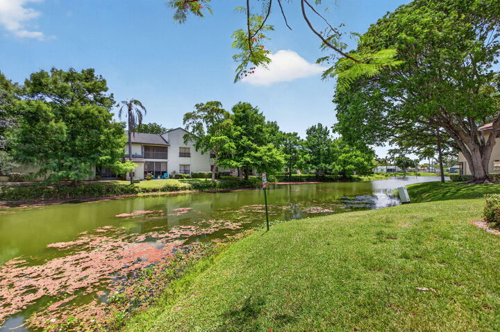Property Photo:  3713 Cocoplum Circle 3545  FL 33063 