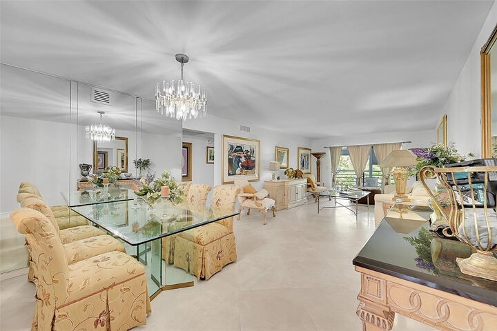 Property Photo:  2804 Victoria Way C3  FL 33066 