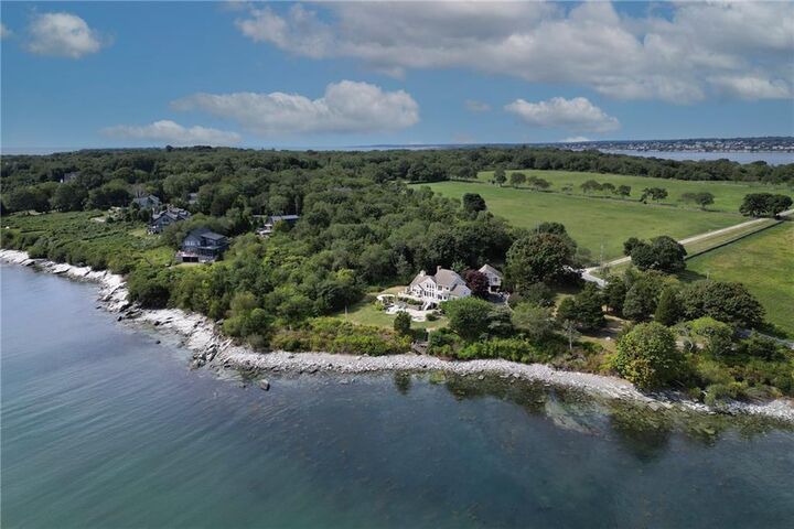 Property Photo:  115 Beavertail Road  RI 02835 
