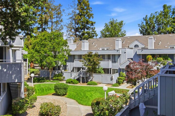 Property Photo:  942 La Barbera Drive  CA 95126 