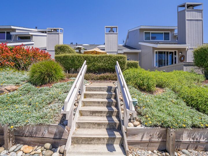 Property Photo:  1045 Via Tornasol  CA 95003 