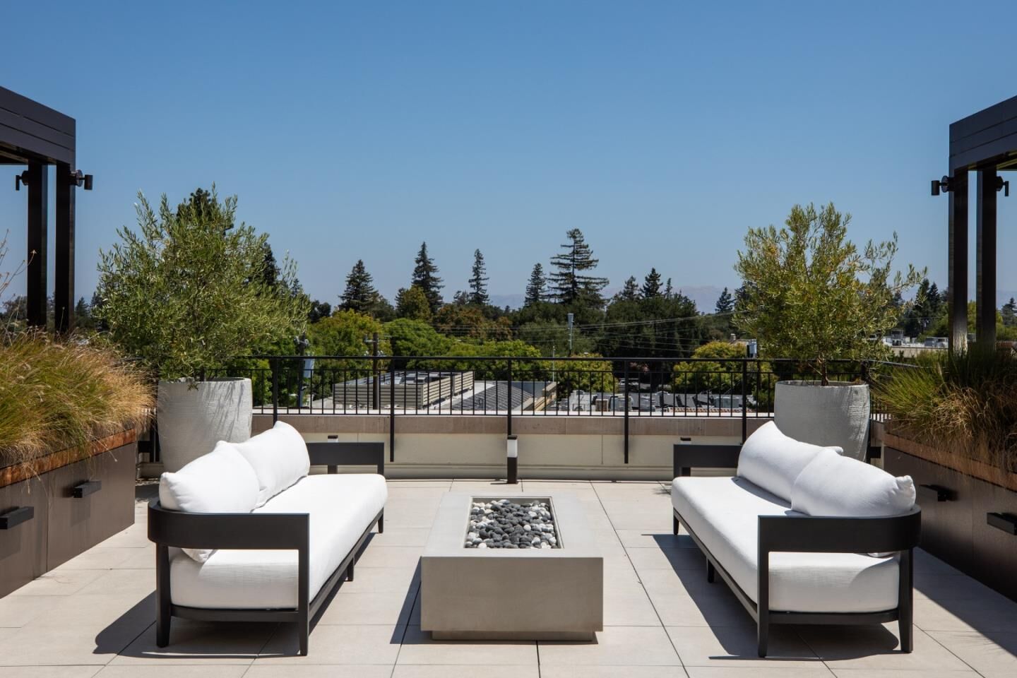 Property Photo:  450 First 106  CA 94022 