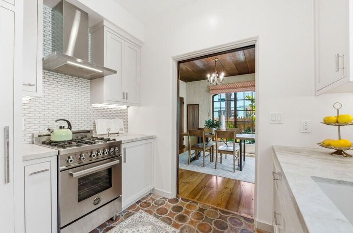 Property Photo:  1841 Spruce Street 1  CA 94709 