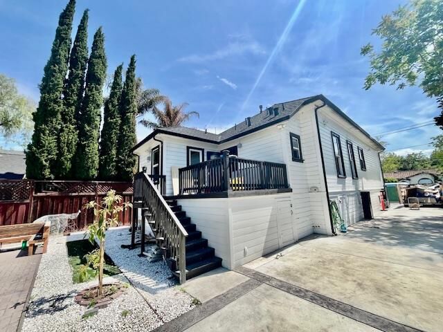 Property Photo:  141 George Street  CA 95110 