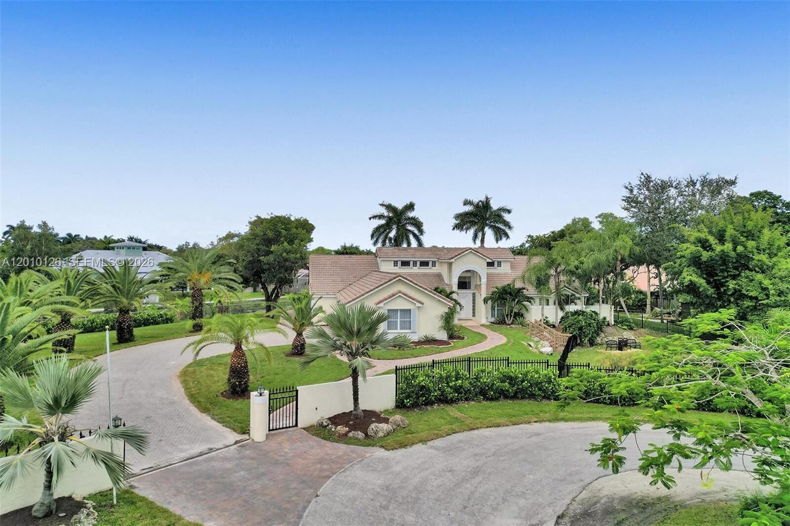 Property Photo:  16301 SW 62nd St  FL 33331 