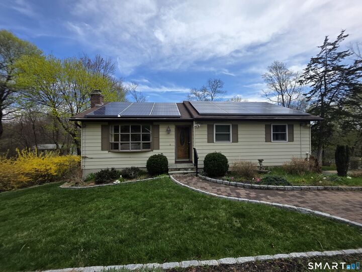 Property Photo:  39 Charcoal Ridge Road East  CT 06812 