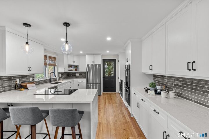 Property Photo:  11 Ranger Lane  CT 06117 