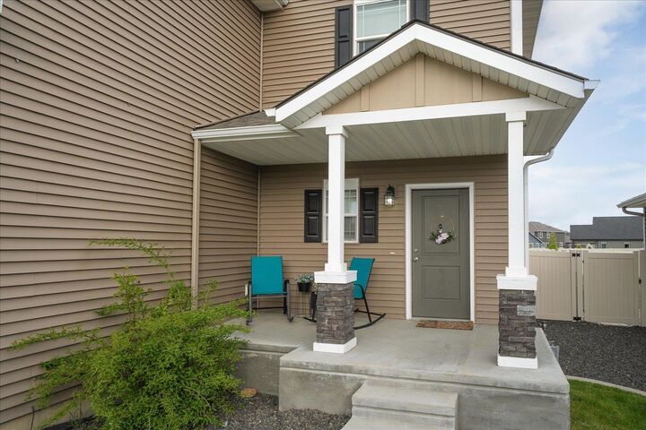 Property Photo: 1496 N Minam Loop ID 83854