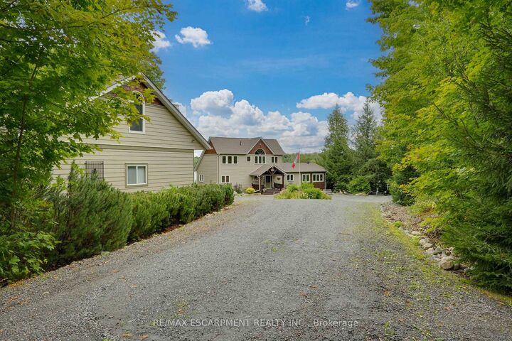 Property Photo: 36 Manitouwabing Estates Road ON P2A 0B5
