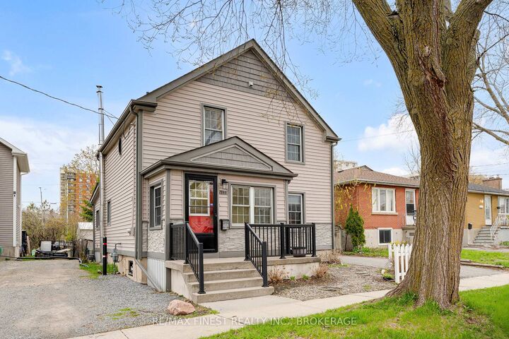 Property Photo: 580 Macdonnell Street ON K7K 4X1