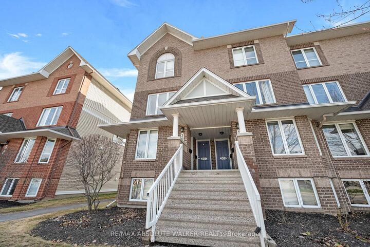 Property Photo: 299 Aquaview Drive 8 ON K4A 0B6