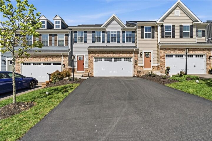 Property Photo:  5203 Spruce Rd  PA 15044 