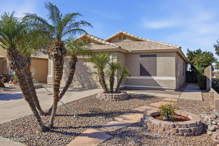 Property Photo:  2074 S Lawther Drive  AZ 85120 