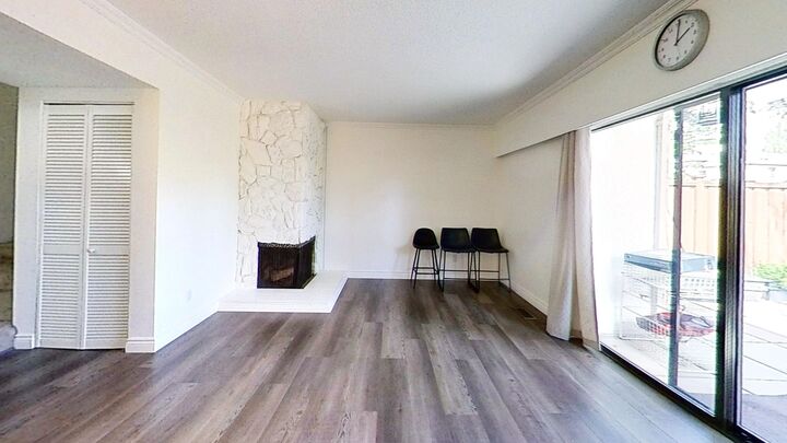 Property Photo:  9411 Glendower Drive 3xx  BC V7A 2Y6 