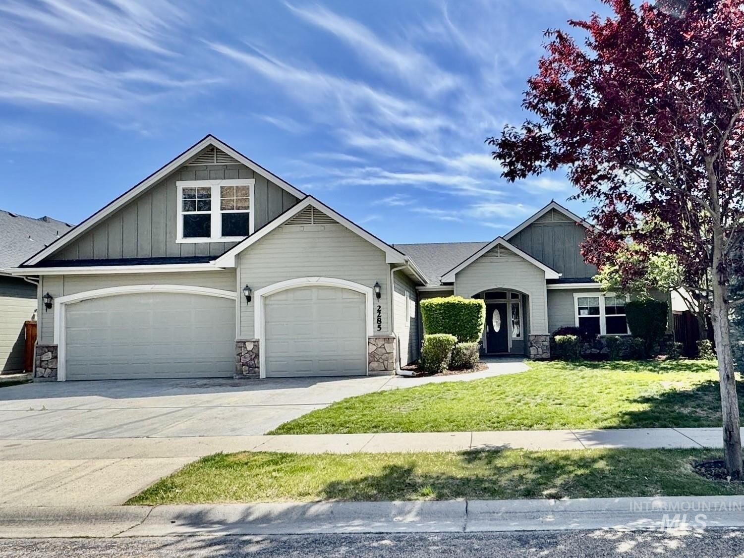 Property Photo:  2285 W Grand Teton Drive  ID 83646 