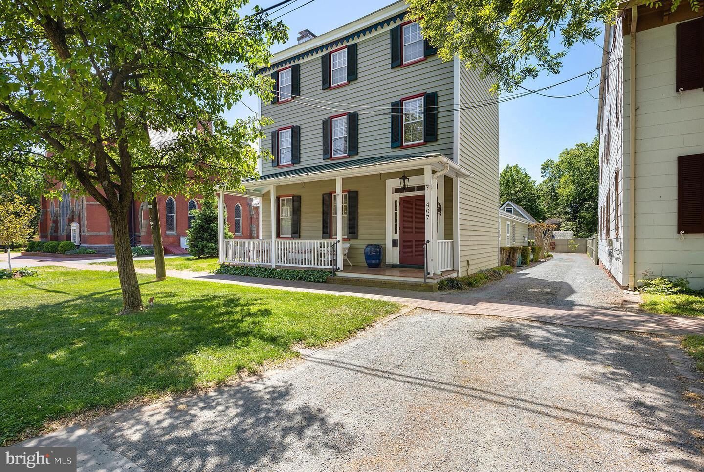 Property Photo: 407 High Street MD 21620