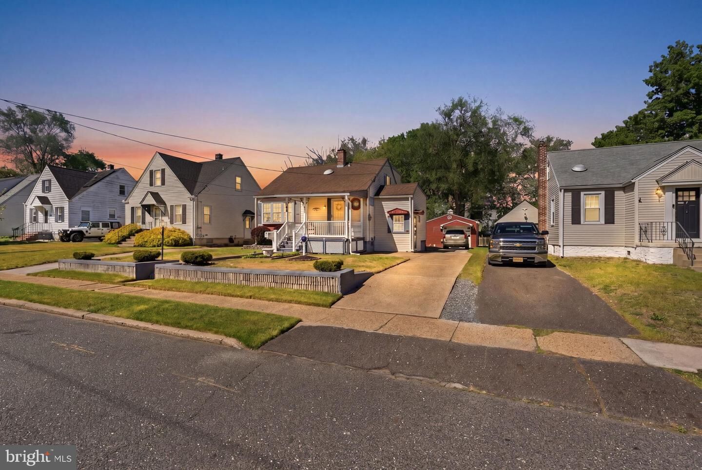 Property Photo:  137 Locust Avenue  NJ 08093 