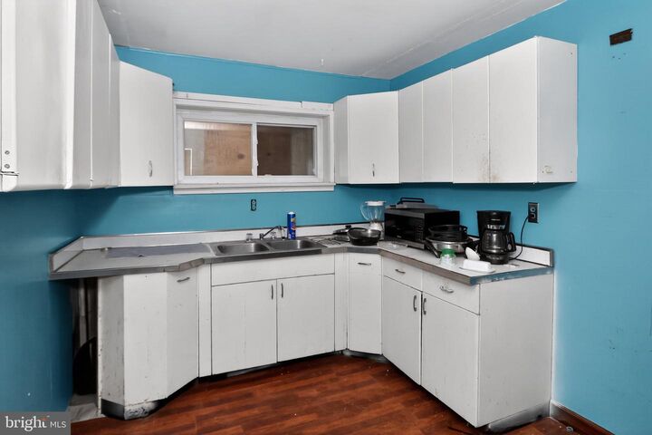 Property Photo: 111 Cannaday Street WV 25801