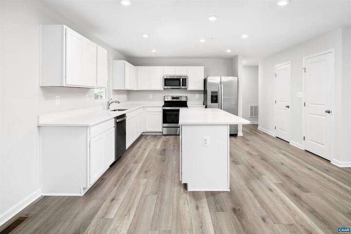 Property Photo:  330 Arches Ln  VA 22923 