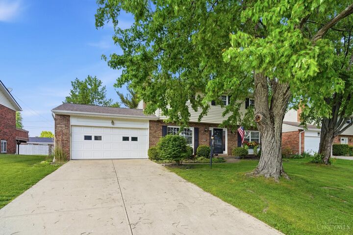 Property Photo:  8616 Linderwood Lane  OH 45255 