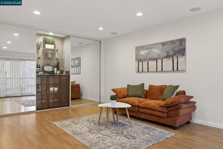 Property Photo:  490 N Civic Dr 314  CA 94596 