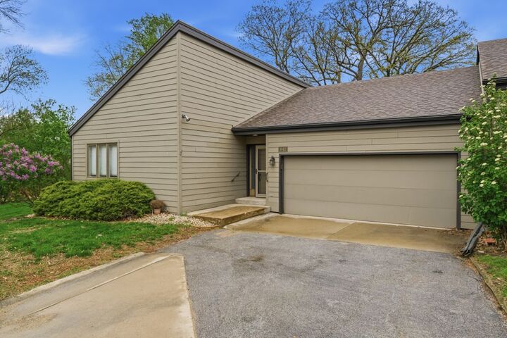 Property Photo:  1942 Stadium Drive  IA 50501 