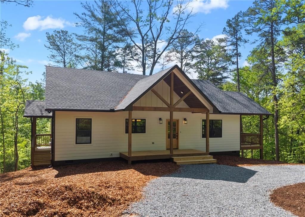 Property Photo: 227 Haven Court GA 30540