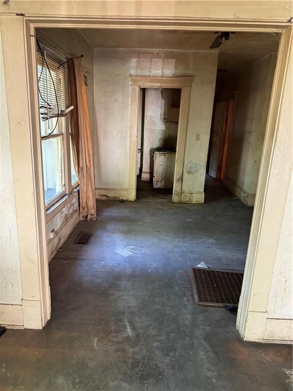Property Photo:  384 Hopkins Street SW  GA 30310 