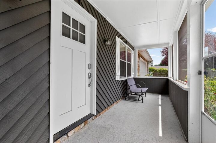 Property Photo:  1250 Westwood Court  GA 30017 