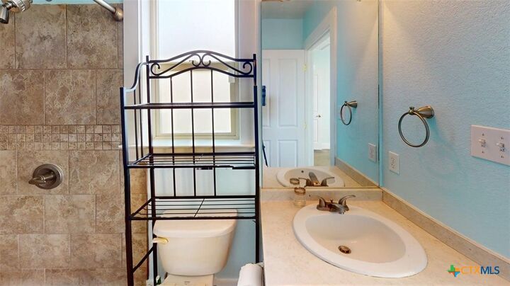 Property Photo:  1240 Honor Lane  TX 76501 