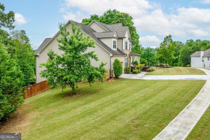 Property Photo: 5830 Mulberry Hollow GA 30542