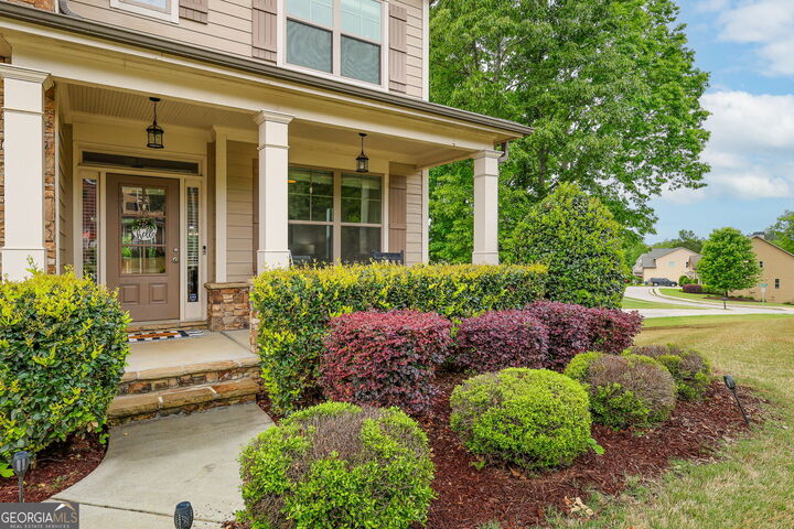 Property Photo: 5830 Mulberry Hollow GA 30542