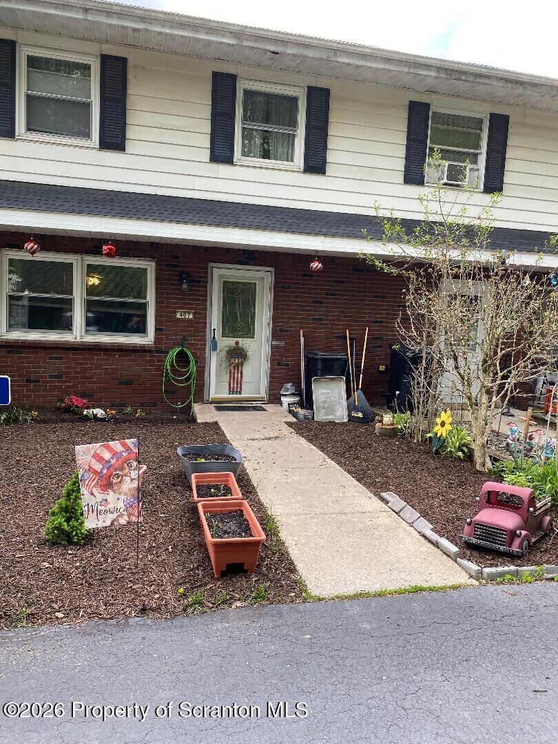 Property Photo:  107 Keystone Hills Unit 407  PA 18419 