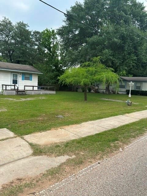 Property Photo:  410 Paddock  TX 77378 