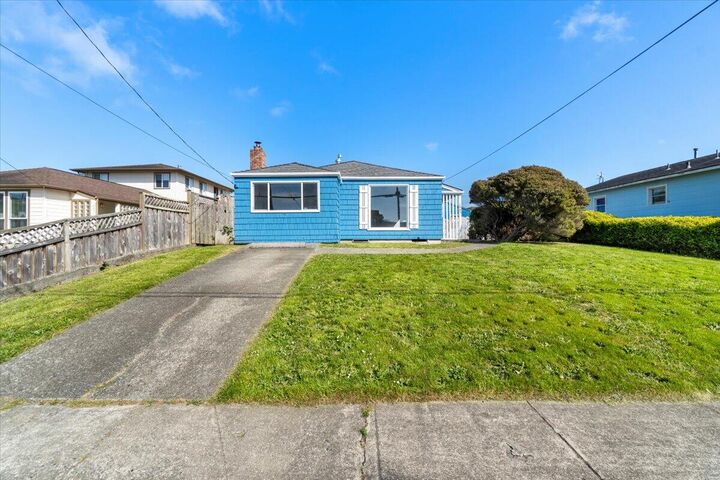 Property Photo:  2845 Fairfield Street  CA 95501 