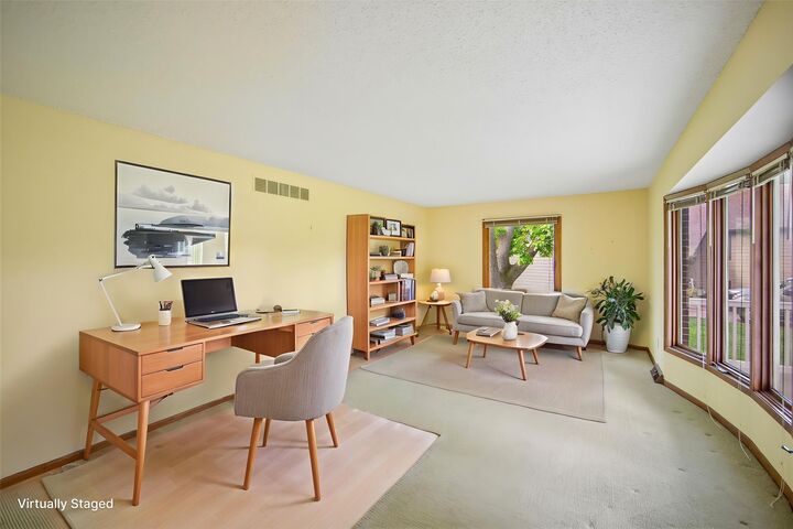 Property Photo:  209 36th Street  IA 50265 