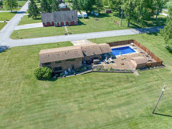 Property Photo:  10515 Olivia Road  IN 47712 