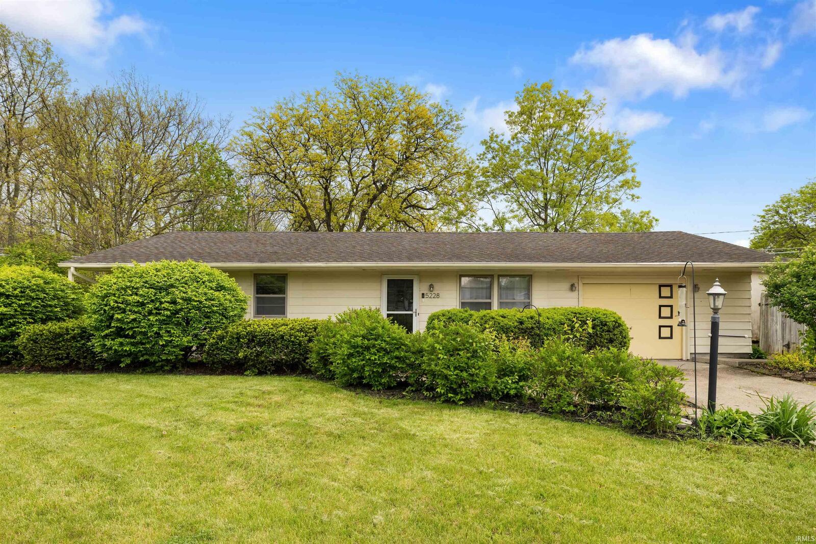 Property Photo:  5228 Camelot Drive  IN 46815 