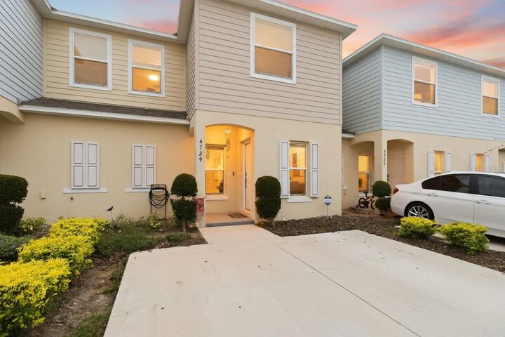 Property Photo: 4729 Coral Castle Drive FL 34746