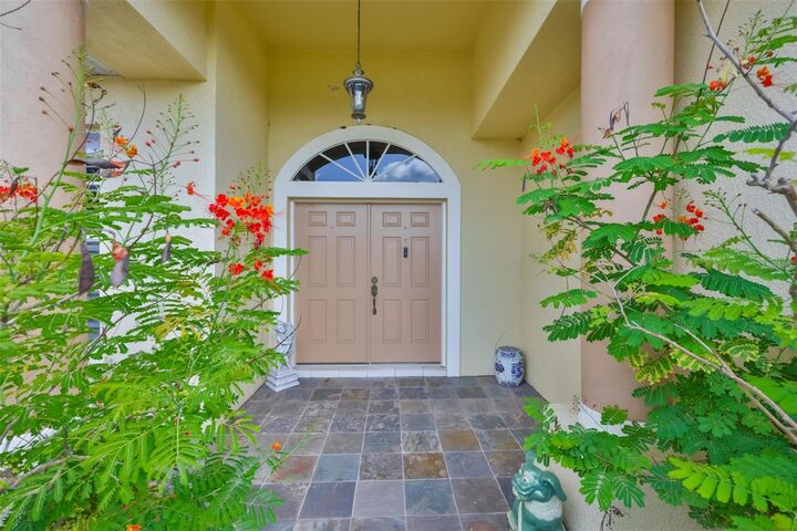 Property Photo:  3822 Cardenal Avenue  FL 33573 