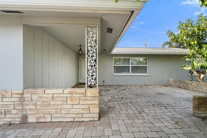 Property Photo:  14233 102nd Avenue  FL 33774 