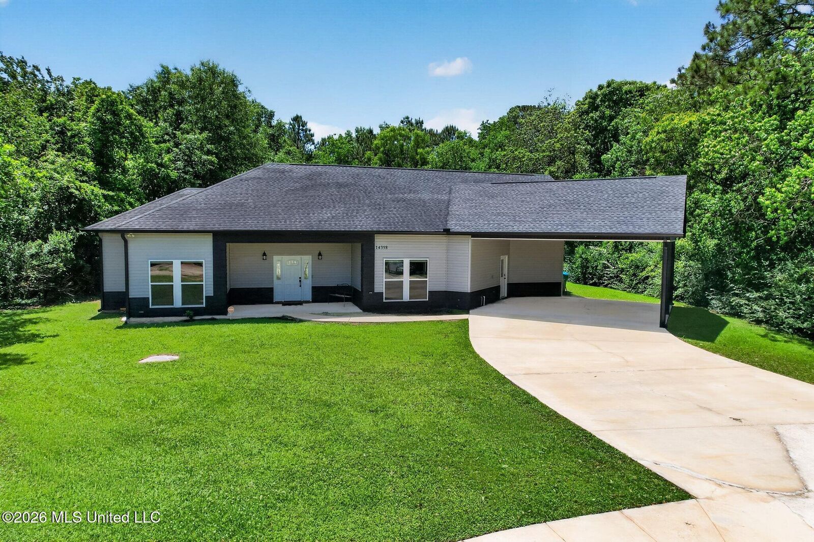 Property Photo:  14358 Creekwood Cove  MS 39503 