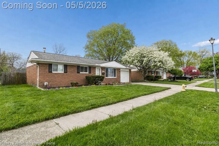 Property Photo: 20790 Shoreview Street MI 48035 1639