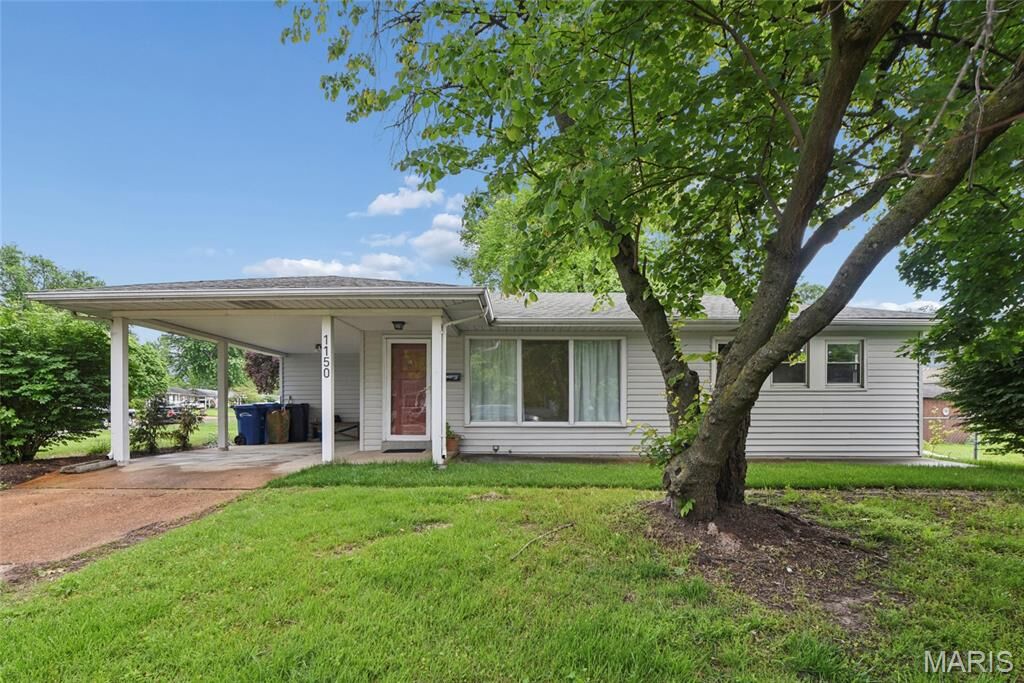 Property Photo:  1150 Charbonnier Road  MO 63031 