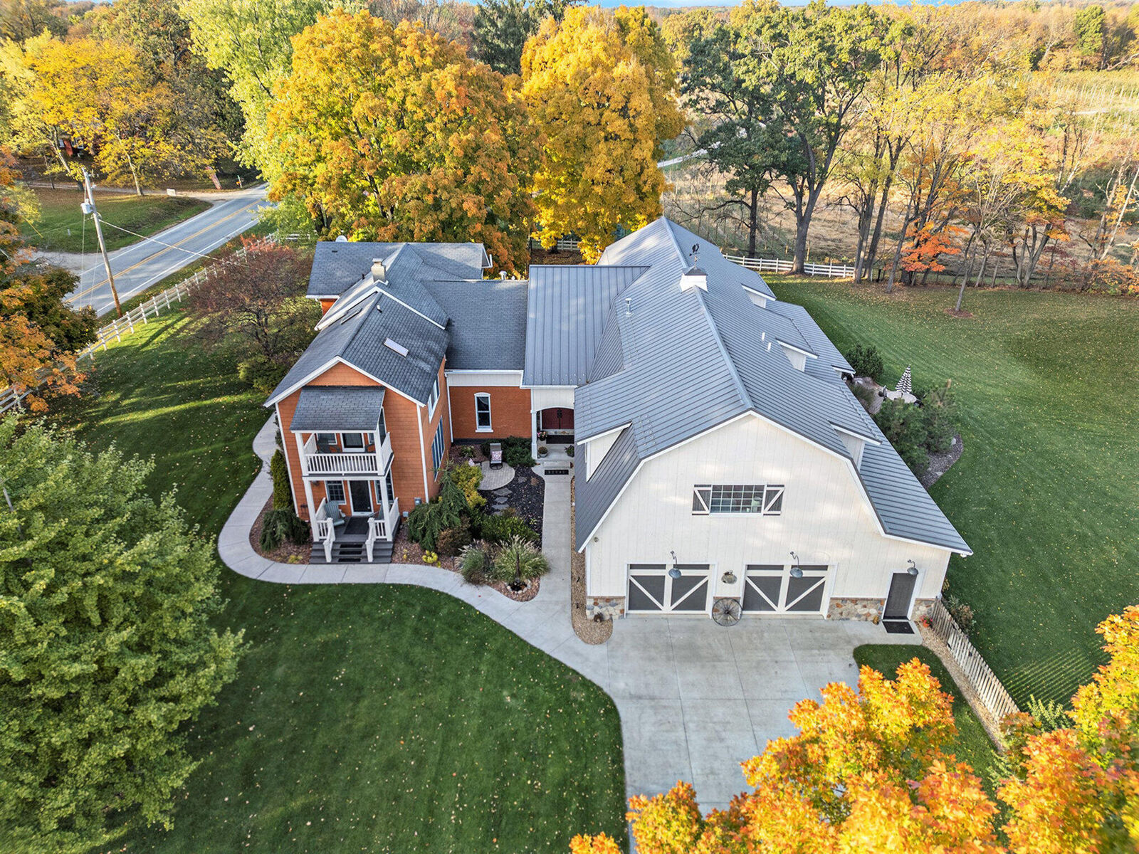 Property Photo:  2325 Portage Road  MI 49120 