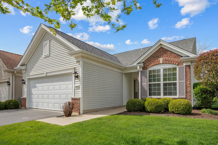 Property Photo: 13992 Palisades Avenue IL 60142